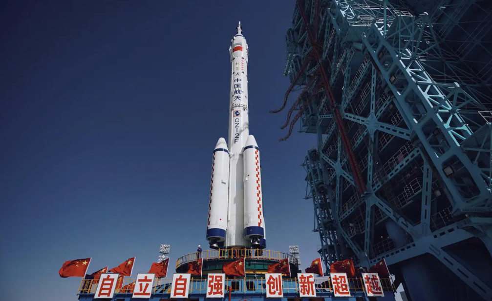 附近人300一次400接单现象解析,服务交易背后的市场逻辑与风险防范