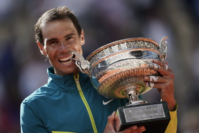 这就是战神!纳达尔法网期间一度无法走路,靠麻醉左脚捧起第22冠休闲区蓝鸢梦想 - Www.slyday.coM 这就是战神!纳达尔法网期间一度无法走路,靠麻醉左脚捧起第22冠休闲区蓝鸢梦想 - Www.slyday.coM