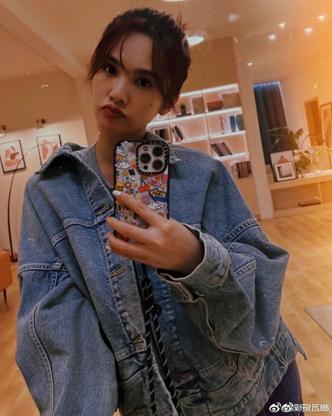 杨丞琳在微博发碎碎念说千万不要为了爱情放弃你原有的家人和朋友否则