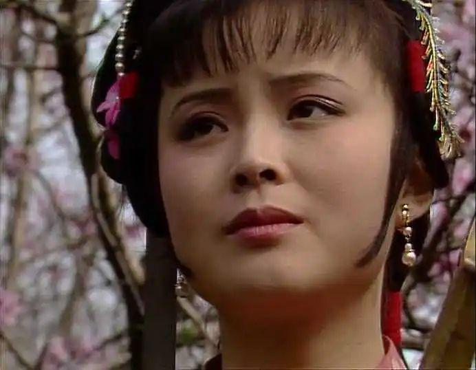 尤三姐的扮演者周月落选王熙凤拒演李纨一场大病之后看淡人生