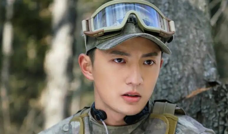 好家伙！唐艺昕新剧开播就被一二星刷屏，观众差评理由出奇一致休闲区蓝鸢梦想 - Www.slyday.coM