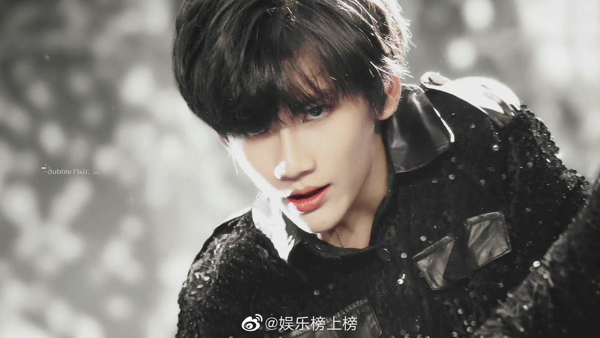 余宇涵舞台精灵500269真的有被小鱼儿惊艳到