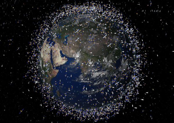 科学家推出太空垃圾清理新方案