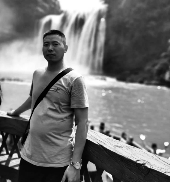 泪目！D2809殉职司机杨勇最后一次通话录音曝光休闲区蓝鸢梦想 - Www.slyday.coM