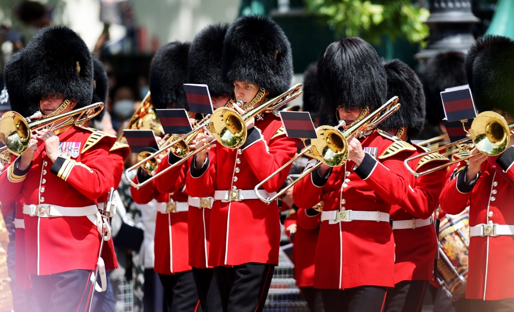 英国庆祝女王伊丽莎白二世登基70周年休闲区蓝鸢梦想 - Www.slyday.coM
