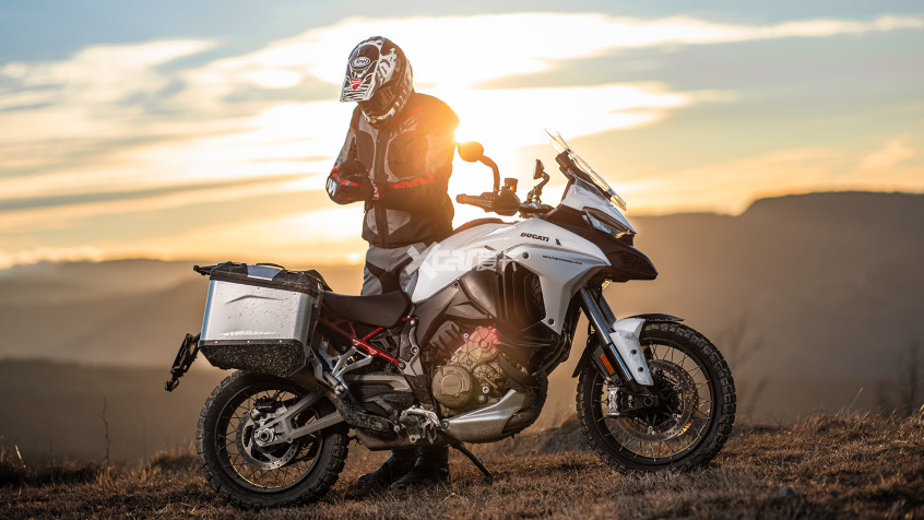 杜卡迪mtsv4v4s上市售价215288万