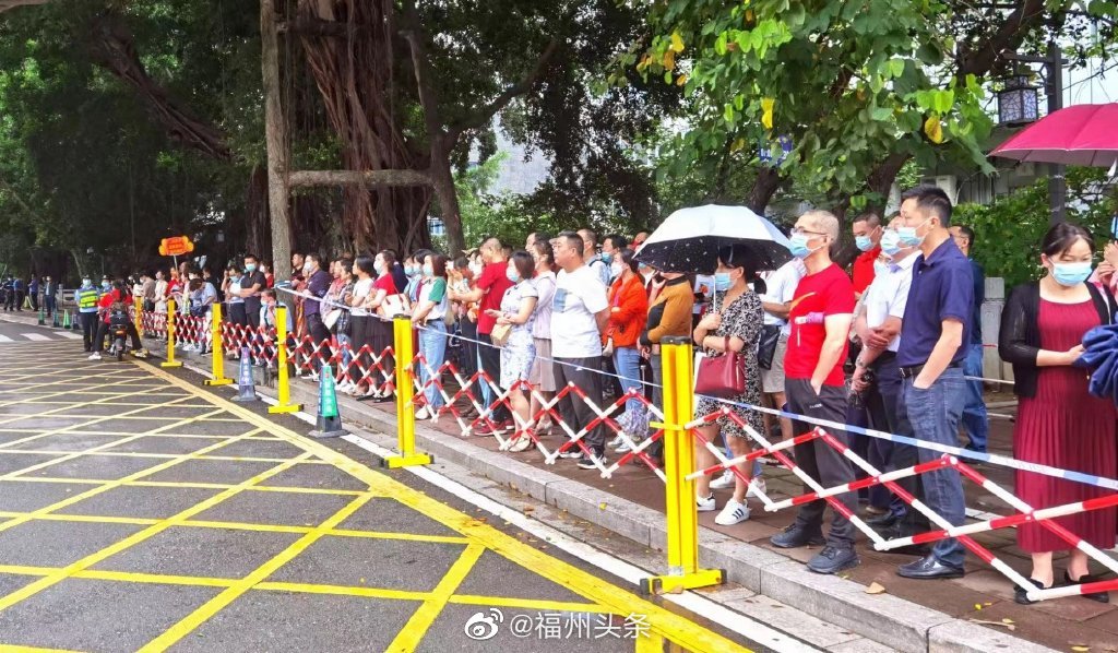 多图直击福建高考现场 ！ 福建近22万名学子决战高考休闲区蓝鸢梦想 - Www.slyday.coM