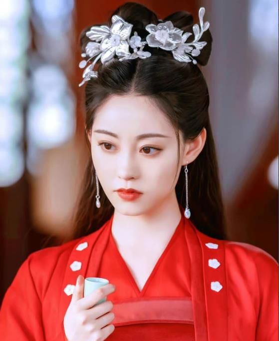 《狐妖》月红篇曝全阵容,刘诗诗客串袁冰妍作配,还有嘉行大礼包休闲区蓝鸢梦想 - Www.slyday.coM 《狐妖》月红篇曝全阵容,刘诗诗客串袁冰妍作配,还有嘉行大礼包休闲区蓝鸢梦想 - Www.slyday.coM