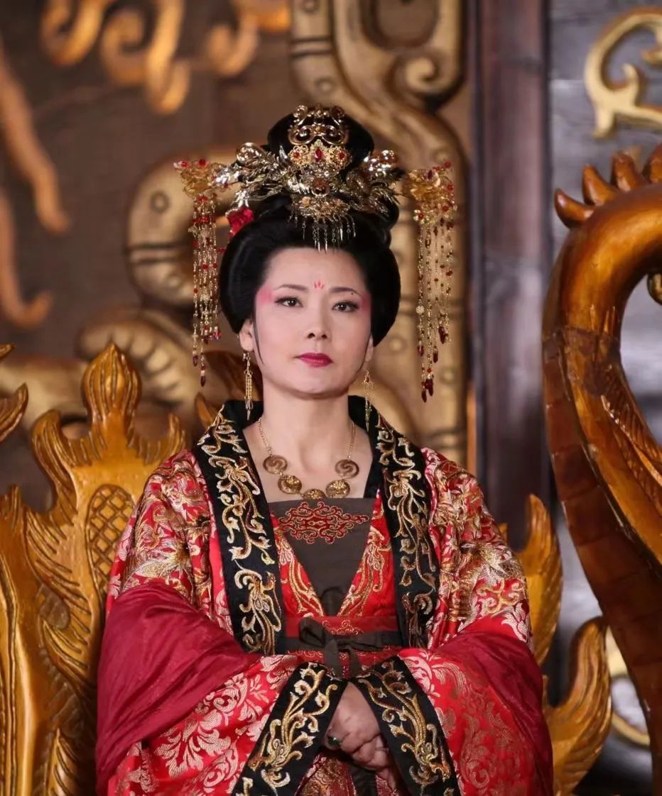 给顶级古装美人前十排名,刘亦菲第三,陈红第一__财经头条