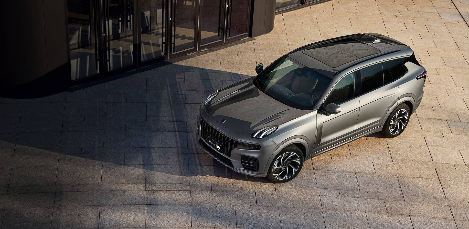 领克09、大众ID.6、开拓者选谁？