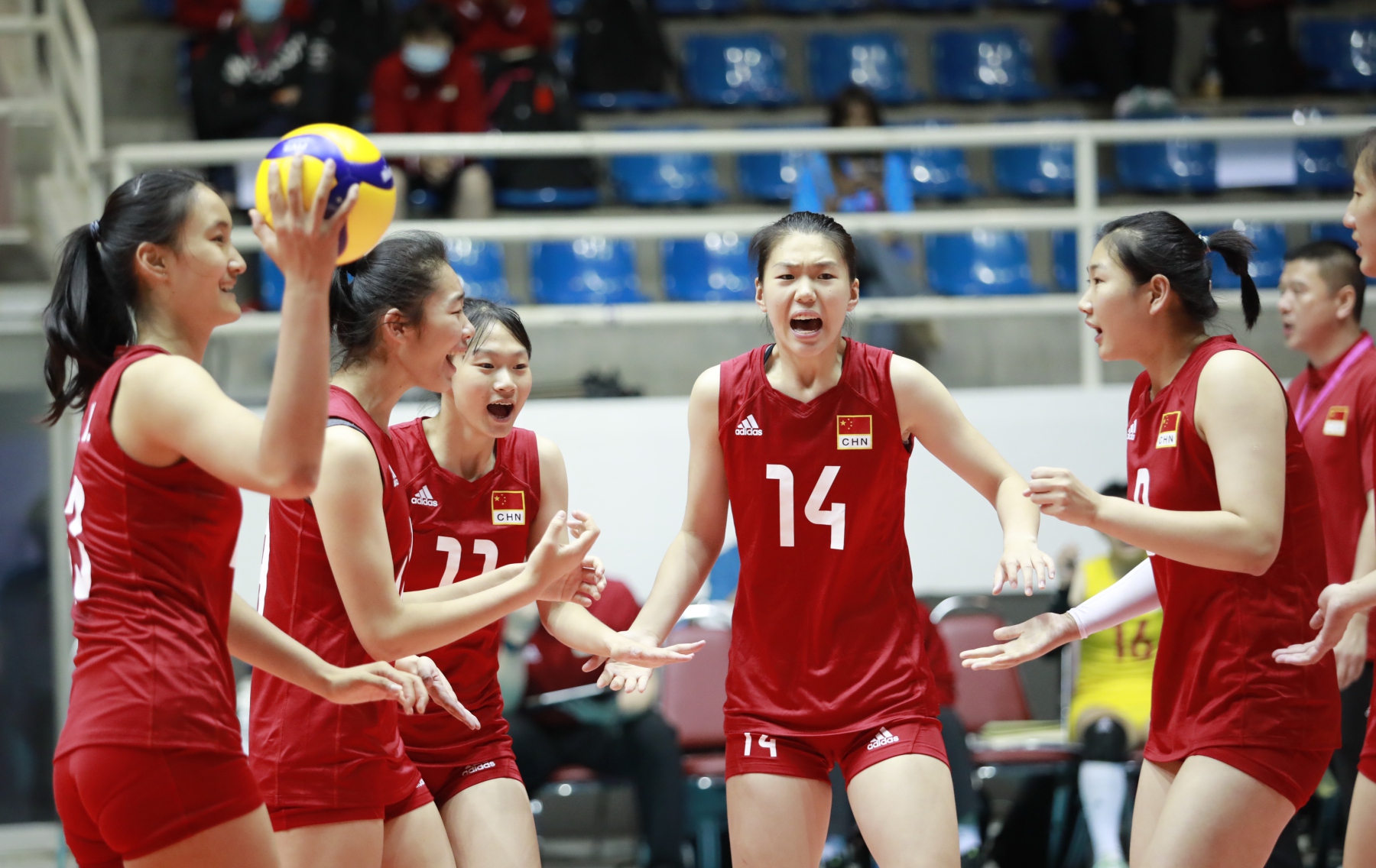 国少女排收获u18亚锦赛首胜30横扫中国台北对手单局仅得9分