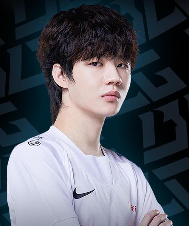 电竞将首次作为正式竞赛项目存在,对此刘青松认为电竞进入亚运会,可以