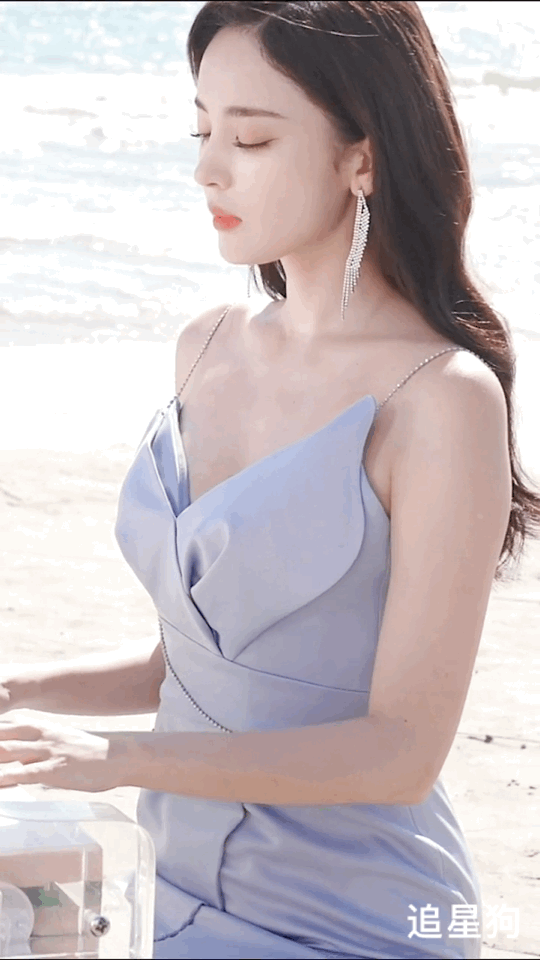 古力娜扎在海边这套图真的可以美哭我