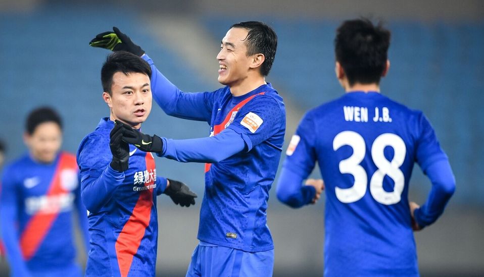 申花即将跟上港上演同城德比,冯潇霆或有望重返首发,值得期待