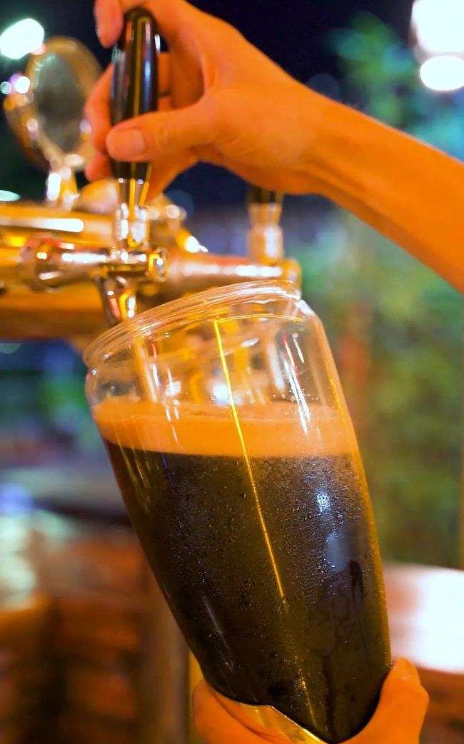 都是啤酒:"水啤"和"精酿"有啥区别?差别挺大,建议弄懂再买__财经头条