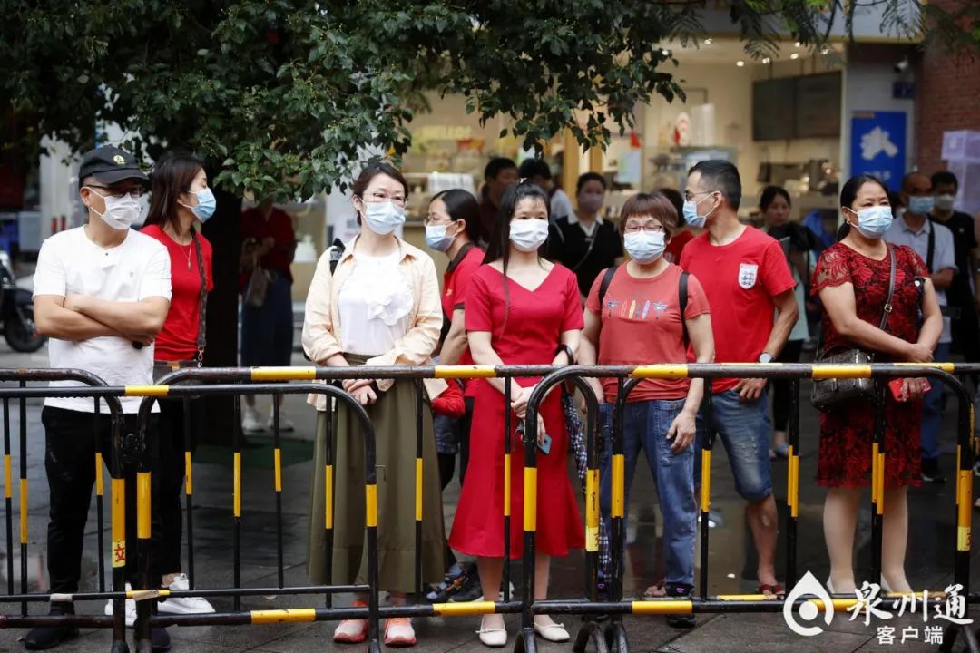 2022年高考作文题出炉！现场直击！4万多名泉州考生奔赴考场.......休闲区蓝鸢梦想 - Www.slyday.coM