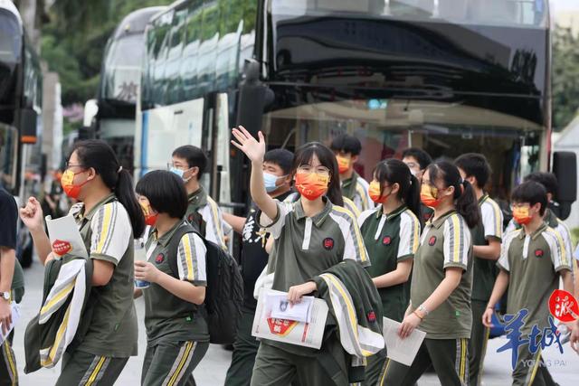 「图集+视频」广东70.2万学子赶赴高考，直击第一现场休闲区蓝鸢梦想 - Www.slyday.coM