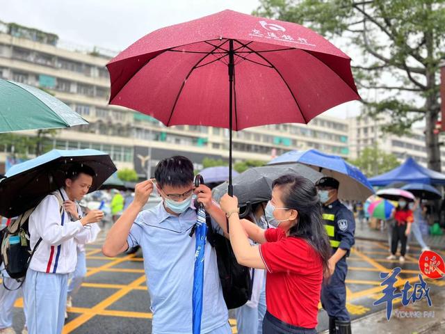「图集+视频」广东70.2万学子赶赴高考，直击第一现场休闲区蓝鸢梦想 - Www.slyday.coM