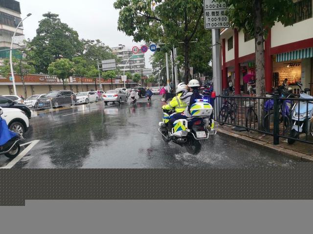 「图集+视频」广东70.2万学子赶赴高考，直击第一现场休闲区蓝鸢梦想 - Www.slyday.coM