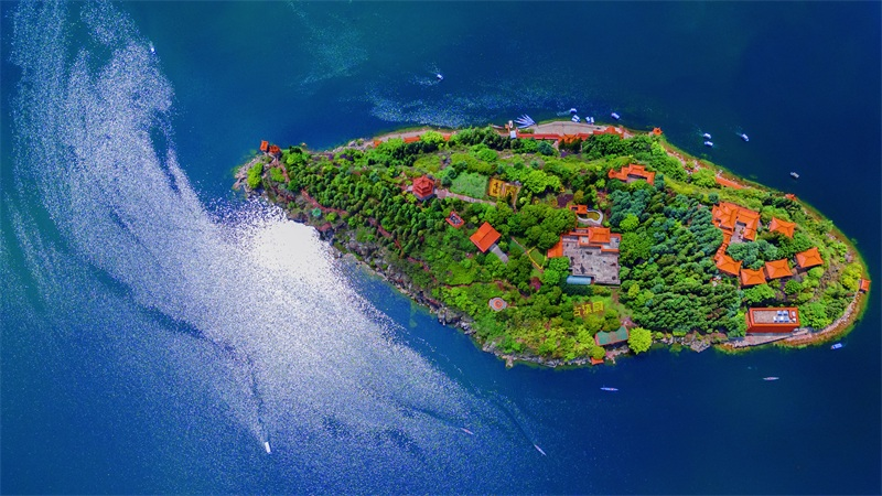 随着文化和旅游市场复苏,玉溪市景区景点人流量,酒店民宿入住率提升