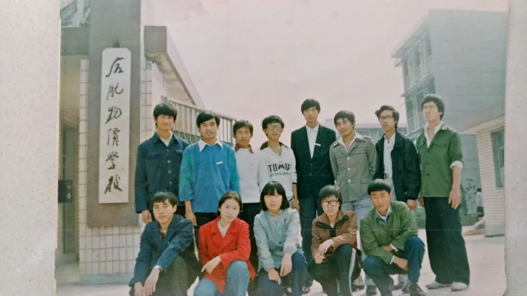 跨越40余年的高考，不同年代人的青春记忆休闲区蓝鸢梦想 - Www.slyday.coM