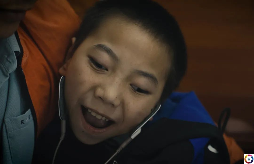 儿子和女儿双双患病,爸爸只能二选一救一个,女儿的回答让他愧疚休闲区蓝鸢梦想 - Www.slyday.coM 儿子和女儿双双患病,爸爸只能二选一救一个,女儿的回答让他愧疚休闲区蓝鸢梦想 - Www.slyday.coM