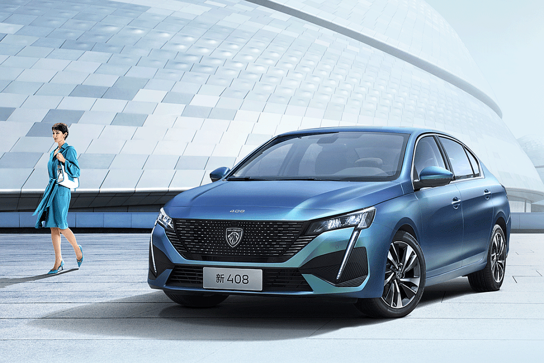 标致新408首秀首搭全新狮标凌厉设计更显动感