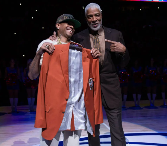 尴尬！詹姆斯出席著名影星新片首映礼 后者排NBA总统山却无老詹休闲区蓝鸢梦想 - Www.slyday.coM