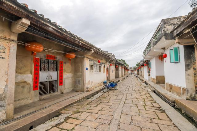广东十大最美古村落之一，龙湖古寨，堪称“潮州古建筑博览”|祠堂|民居|龙湖_新浪新闻