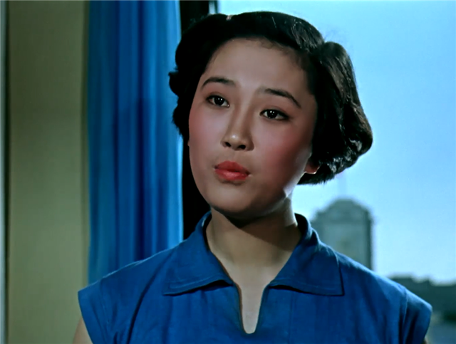 幕后:贺龙元帅出手相助,秦怡为角色学打篮球|女篮5号|谢晋|秦怡_新浪