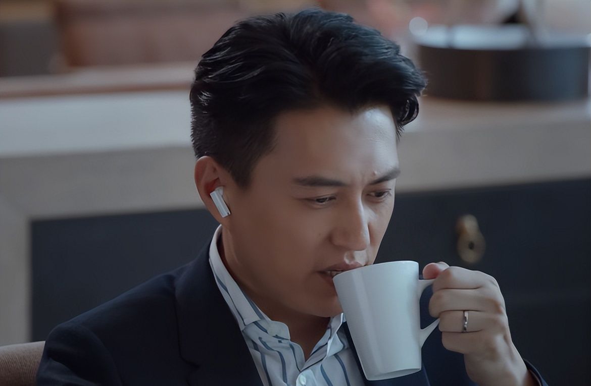 好家伙！靳东新剧开播就被一二星刷屏，观众弃剧理由出奇一致休闲区蓝鸢梦想 - Www.slyday.coM