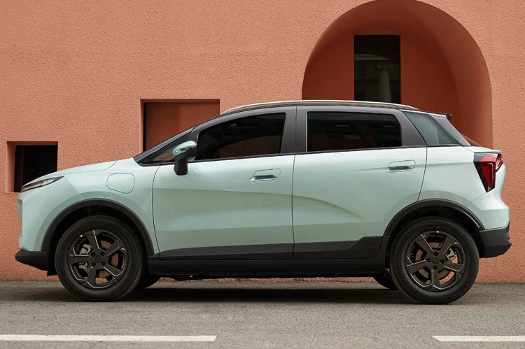 92号汽油迈入“9元时代”，市内代步还是这几款车省钱！休闲区蓝鸢梦想 - Www.slyday.coM