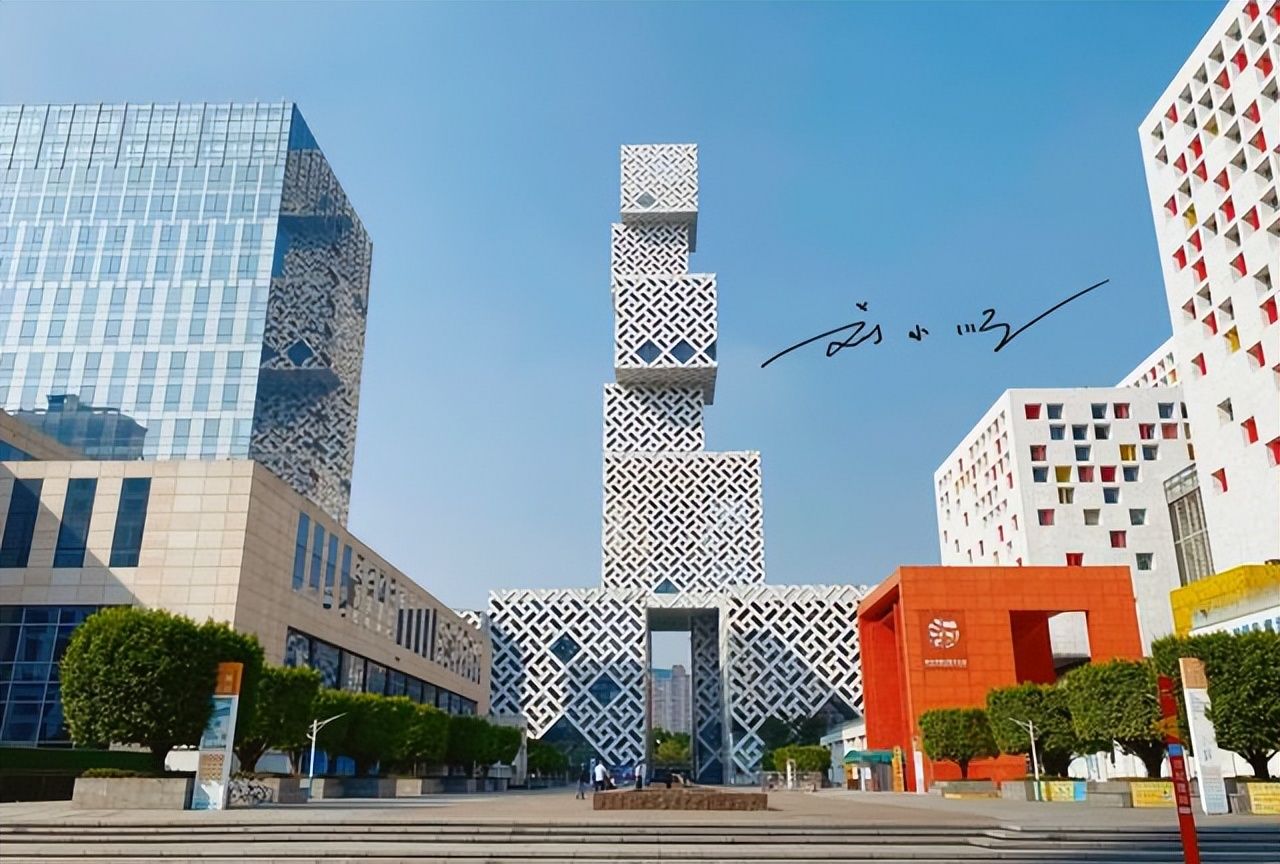 广东佛山新城造型奇特的地标建筑有人觉得好看有人觉得丑