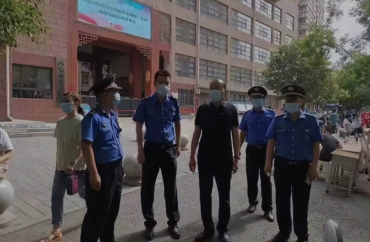 碑林区城市管理和综合执法局全力以赴为高考保驾护航休闲区蓝鸢梦想 - Www.slyday.coM 碑林区城市管理和综合执法局全力以赴为高考保驾护航休闲区蓝鸢梦想 - Www.slyday.coM