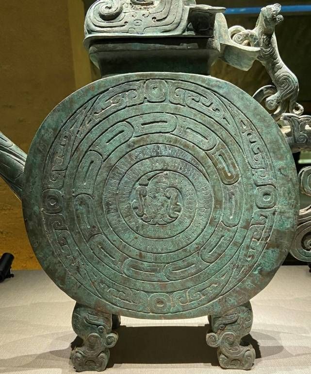 宝鸡:一件构思奇巧的青铜盉|青铜|宝鸡|青铜器_新浪新闻