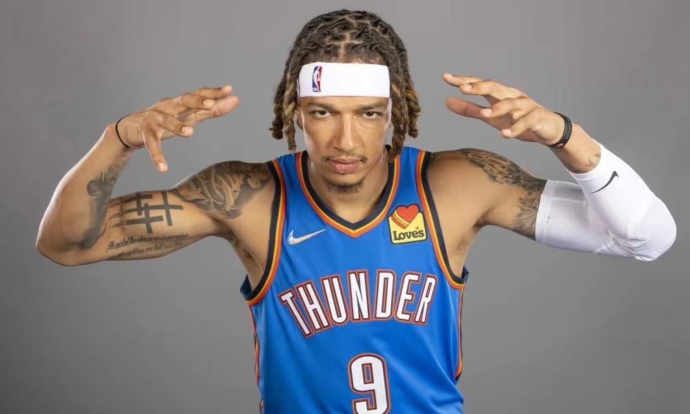 还记得在火箭打球的威尔森吗?