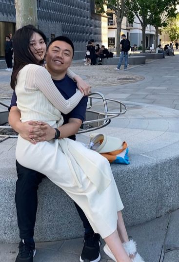 初代网红现京圈贵妇晚晚多次炫富翻车经营艺术馆造成一人死亡