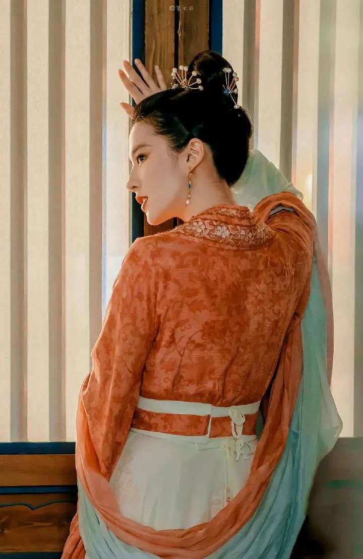 《梦华录》不更新的日子，观众的表现太真实了休闲区蓝鸢梦想 - Www.slyday.coM