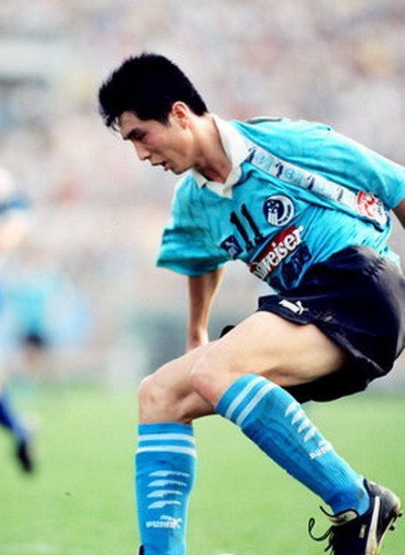 大连足球史上今天1996年依黑传射大连万达22险平广州太阳神