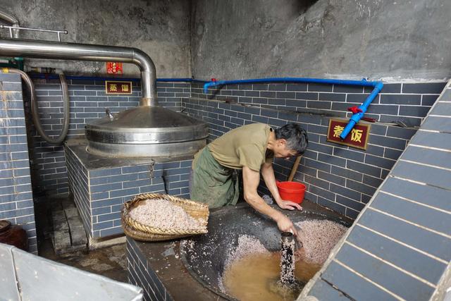 这个古堡在广东都算罕见，我是古香，一定要去拍照休闲区蓝鸢梦想 - Www.slyday.coM