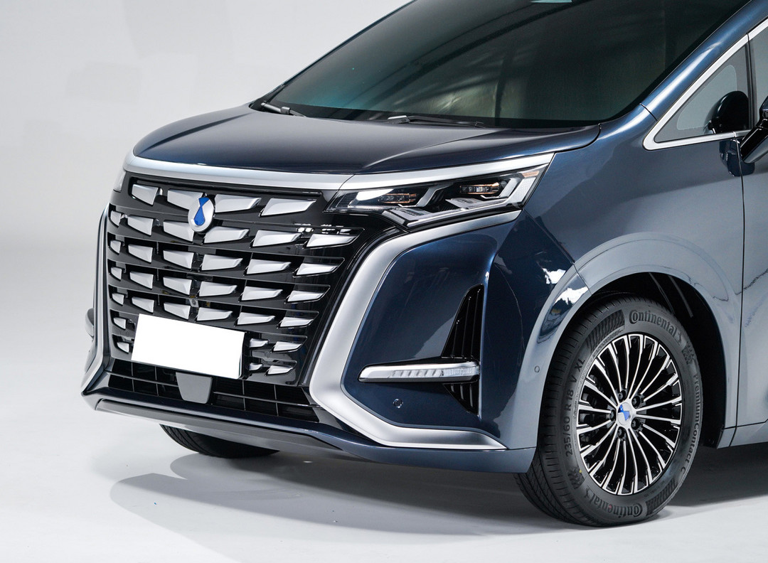 "比亚迪mpv"很有精神!腾势d9细节赏析-新浪汽车