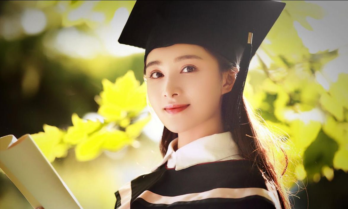 “北电前校花”孙嘉璐毕业照走红，初恋玉女长相甜翻了，未来可期休闲区蓝鸢梦想 - Www.slyday.coM