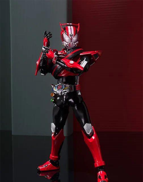 汇总假面骑士drive的shf,你购入了几个?|假面|骑士|日元_新浪新闻