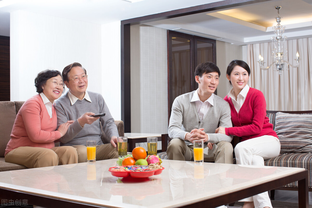 老了以后,别做这三件事,家庭更和睦