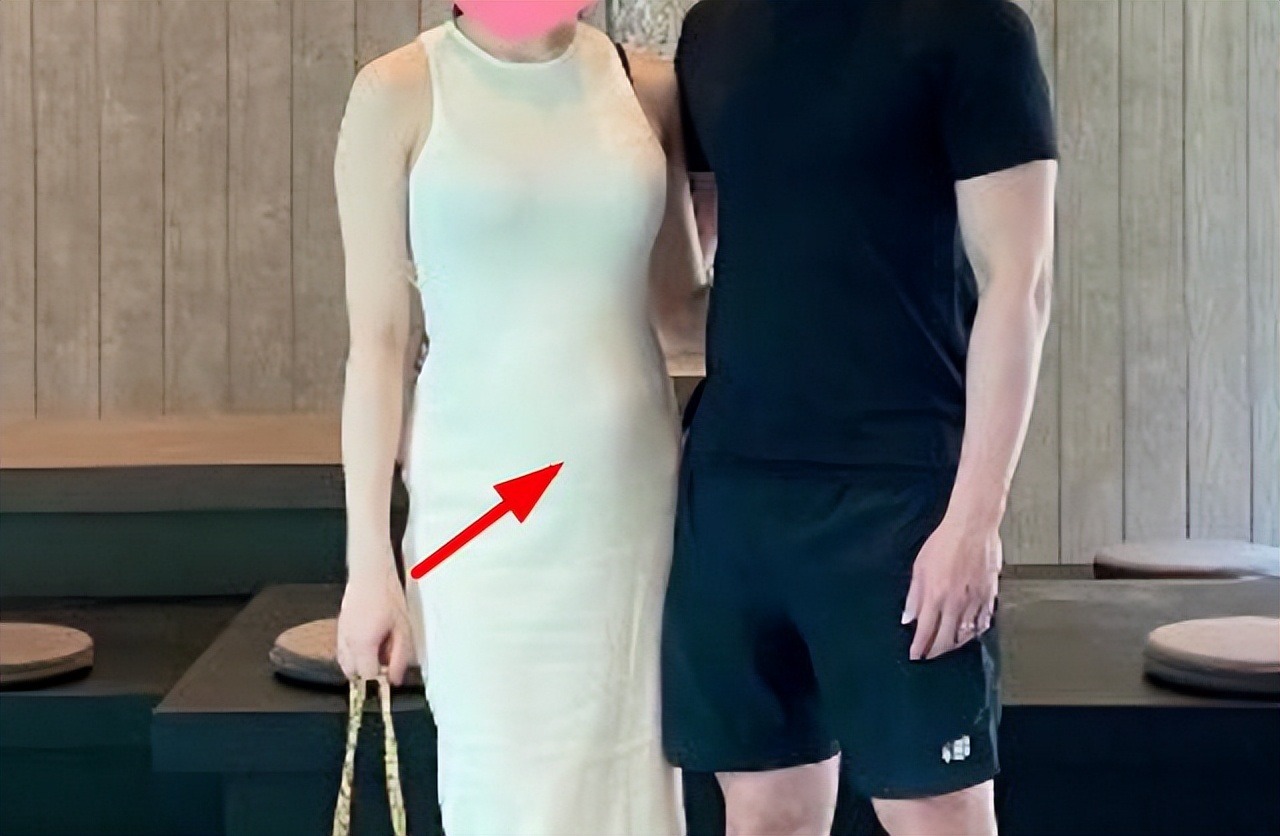 赖弘国怀孕8个月的妻子露正面：算是一个美人，看不出怀孕迹象休闲区蓝鸢梦想 - Www.slyday.coM