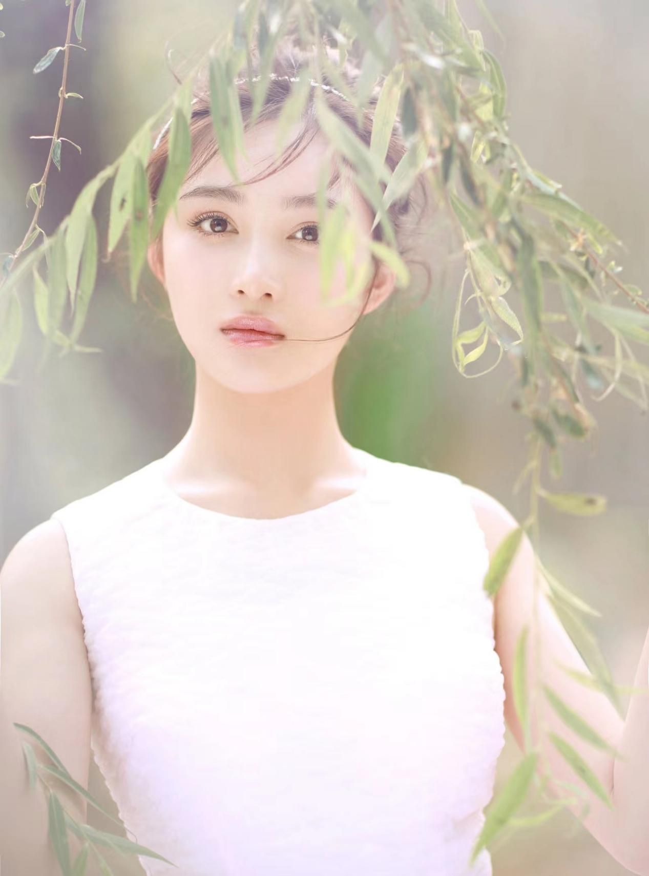 “北电前校花”孙嘉璐毕业照走红，初恋玉女长相甜翻了，未来可期休闲区蓝鸢梦想 - Www.slyday.coM