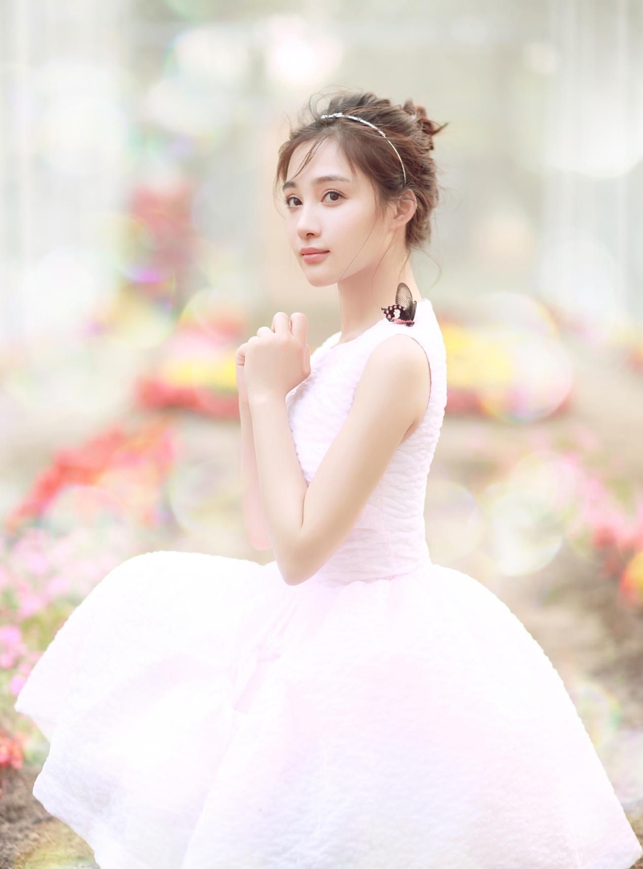 “北电前校花”孙嘉璐毕业照走红，初恋玉女长相甜翻了，未来可期休闲区蓝鸢梦想 - Www.slyday.coM