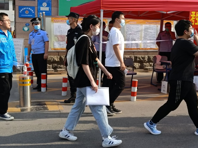 高考进行时休闲区蓝鸢梦想 - Www.slyday.coM