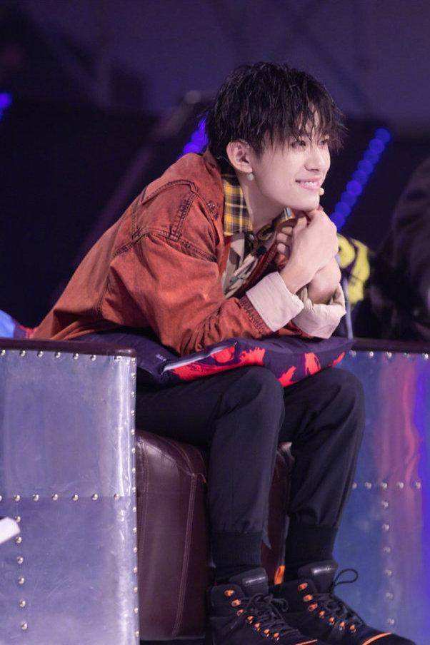 《街舞5》开录,韩庚、王一博、刘雨昕是导师,第四位是张艺兴吗休闲区蓝鸢梦想 - Www.slyday.coM 《街舞5》开录,韩庚、王一博、刘雨昕是导师,第四位是张艺兴吗休闲区蓝鸢梦想 - Www.slyday.coM