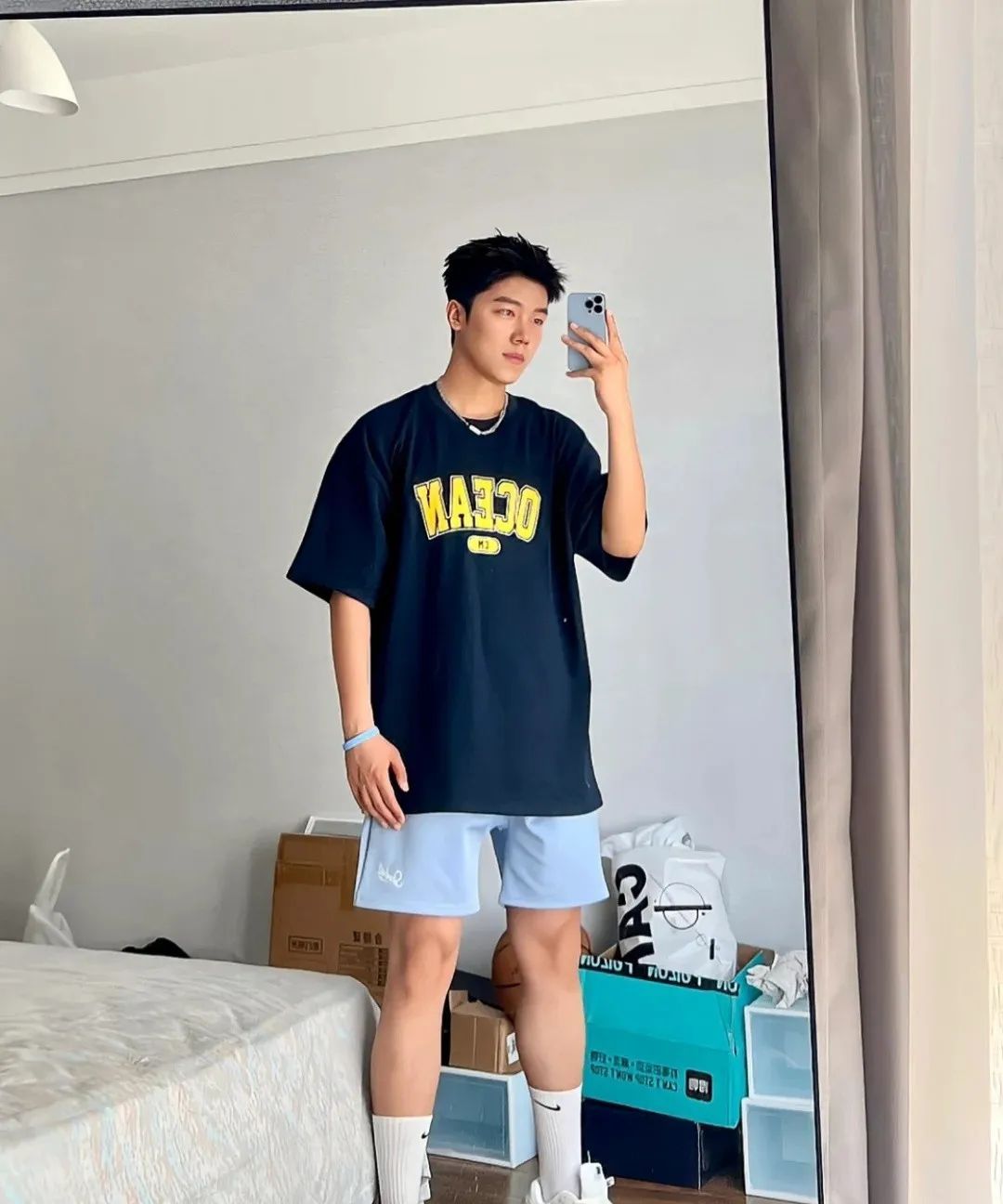 身高188cm,体重76kg,是来自某书的博主@李庆成,今天为大家介绍的,对